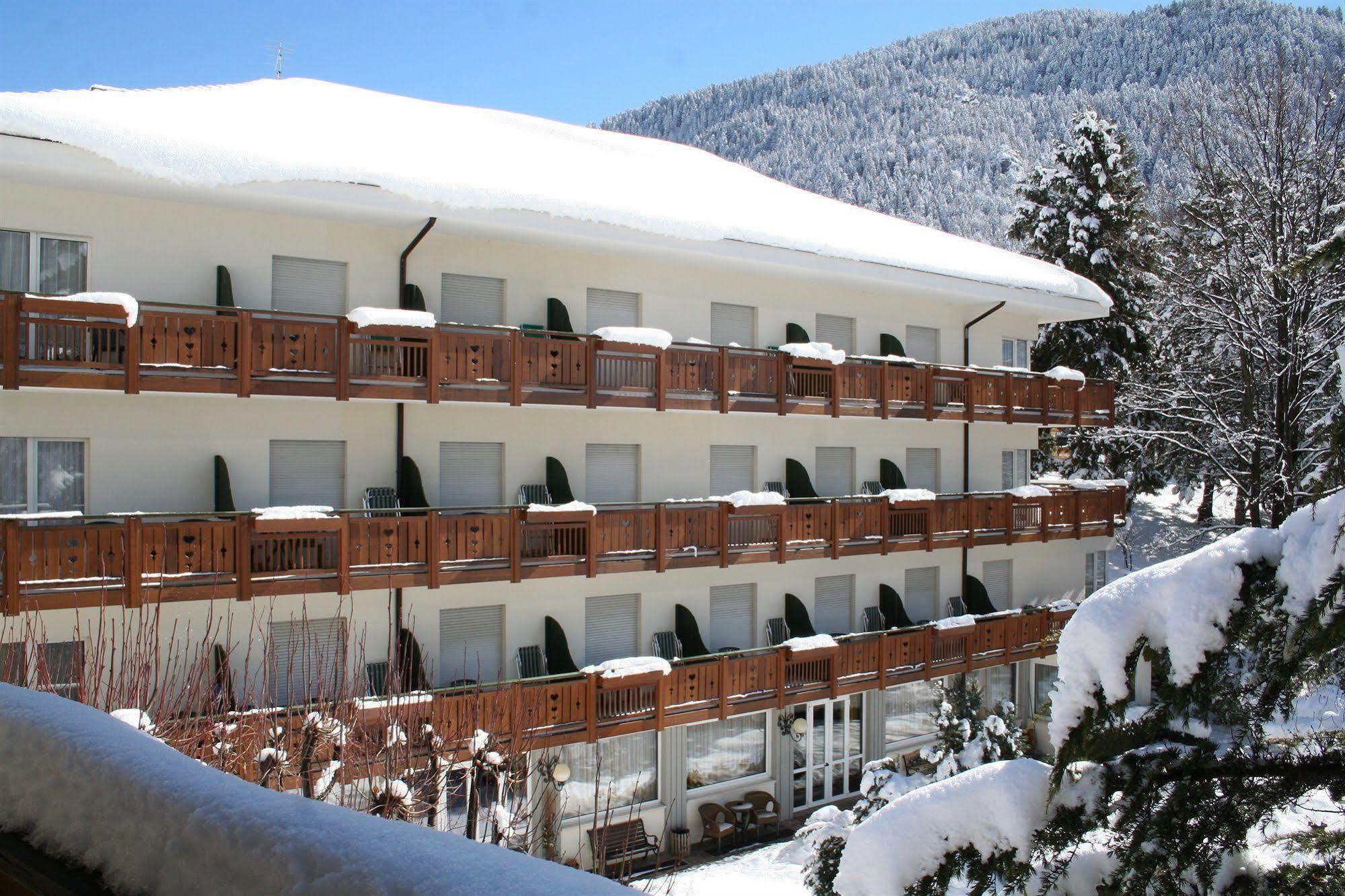 Hotel Miralago Wellness - Adults Only Мольвено Екстер'єр фото